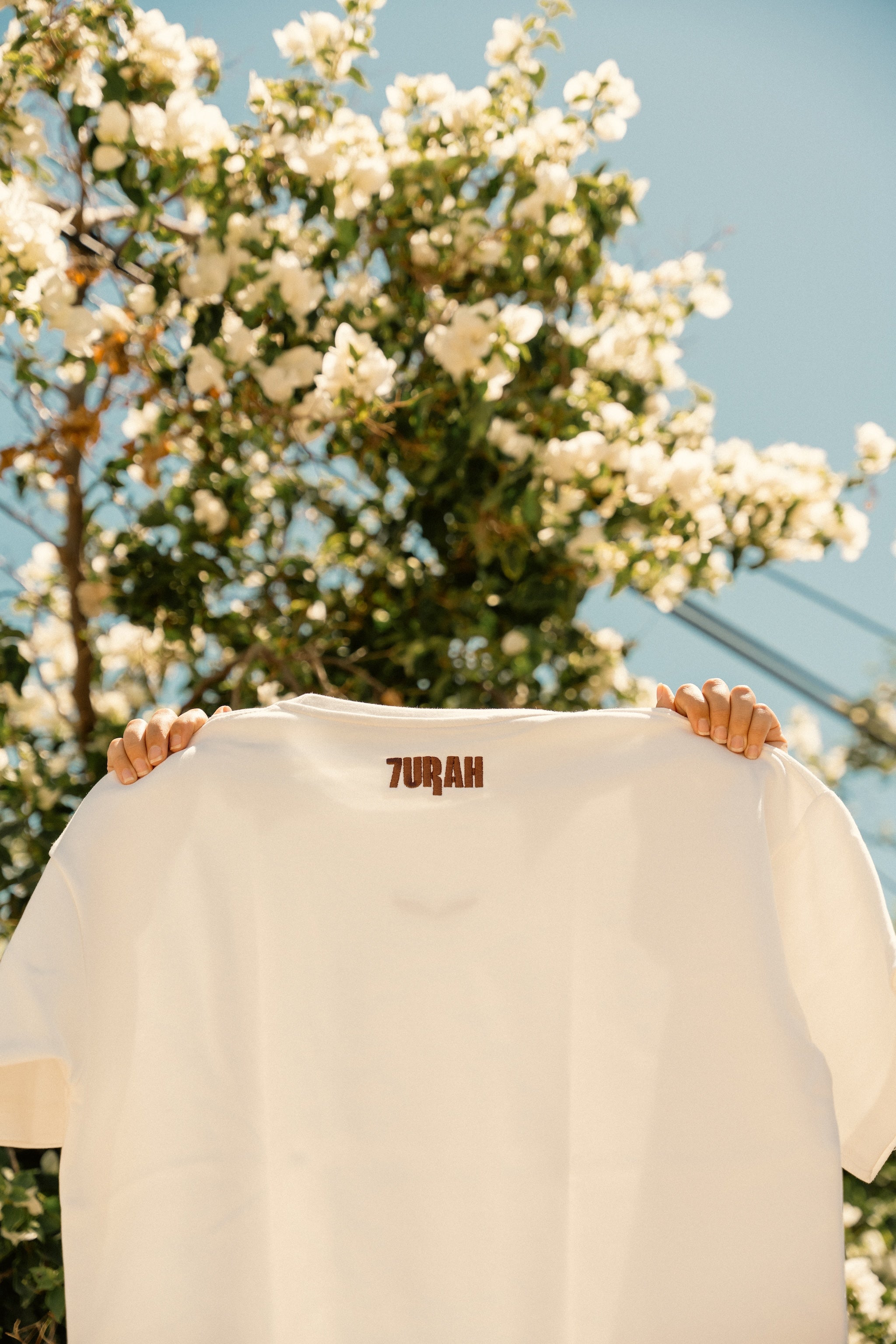 7urah Oversized Shirt